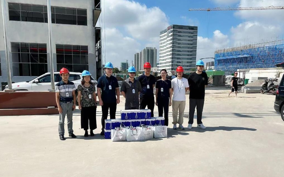 【夏日送清涼 關(guān)懷暖人心】——江蘇春為工會(huì)開展“夏送清涼”活動(dòng)