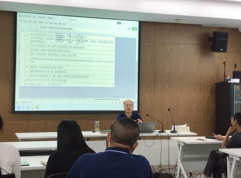 學(xué)無前后，達(dá)者為師