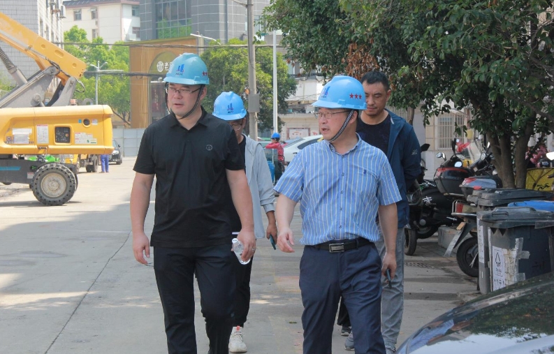 規(guī)范管理 精益求精——總公司領(lǐng)導(dǎo)劉錁一行赴金壇分公司指導(dǎo)工作