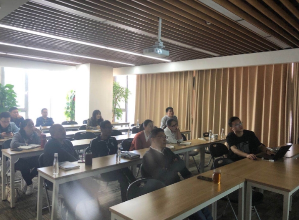 我司組織員工進(jìn)行信息化“慧果”軟件實操互動演練